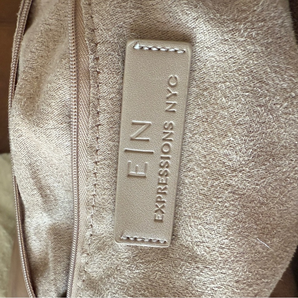 Expressions NYC Large Tote Bag - Picture 5 of 7
